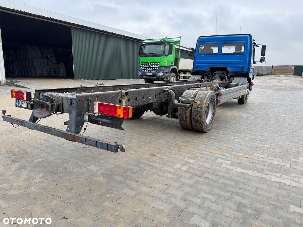 Mercedes-Benz ATEGO - 5
