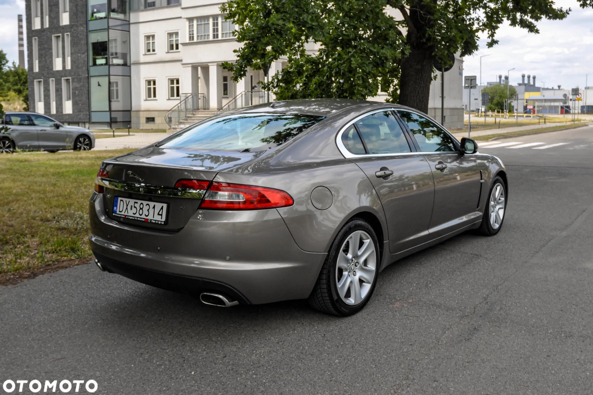 Jaguar XF 3.0 V6 D S Premium Luxury - 4