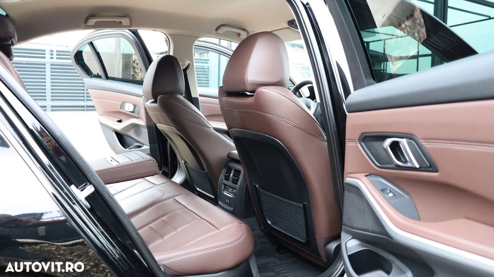 BMW Seria 3 320d Aut. Efficient Dynamics Edition Edition Luxury Line Purity - 14