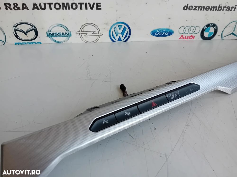 Bandou Ornament Trim Bord Vw Passat B8 AN 2014-2020 Motor DFG Cutie Viteze Automata UAX - 7