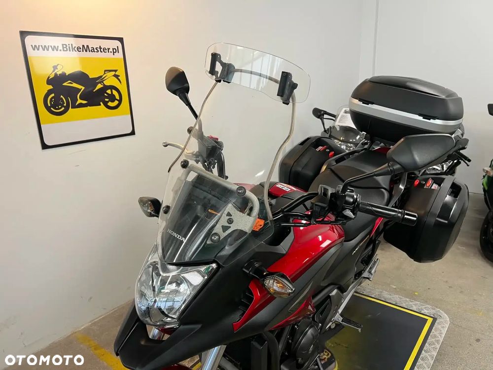 Honda NC - 25