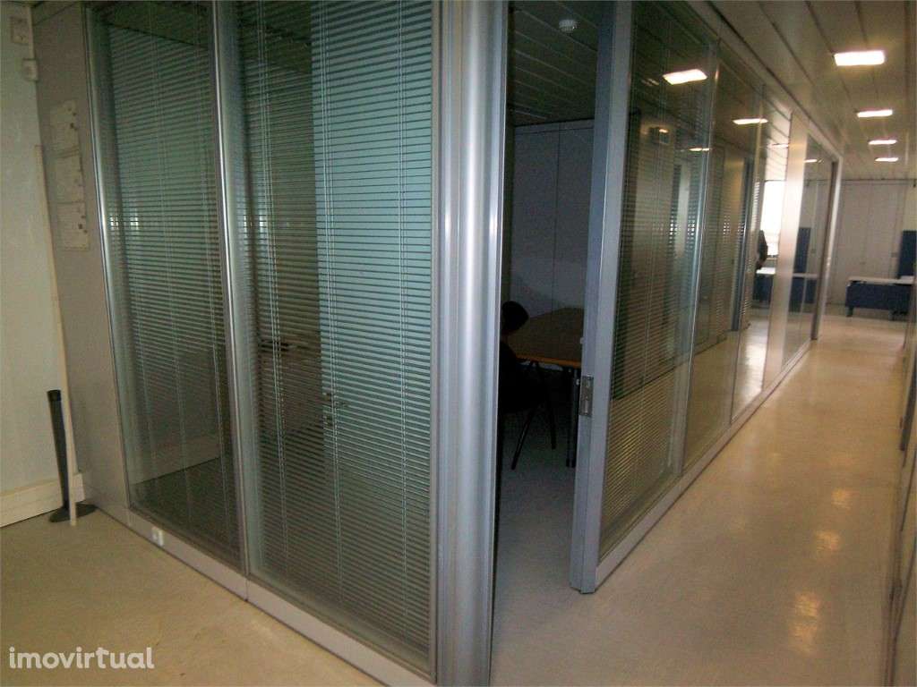 Escritório no edifício Sagres - Prior Velho, Loures - Grande imagem: 3/8