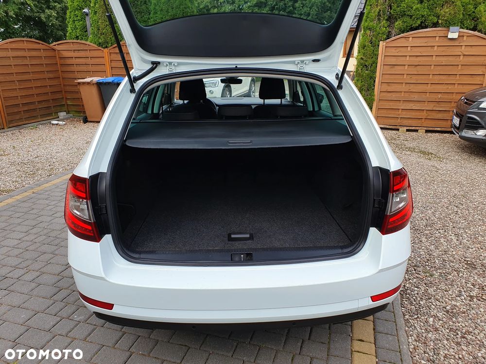 Skoda Octavia - 20
