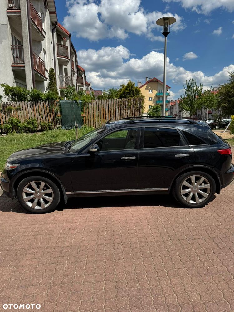 Infiniti FX - 2