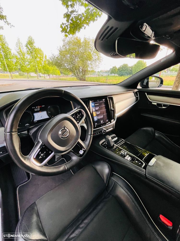 Volvo V90 2.0 T8 R-Design AWD Geartronic - 24