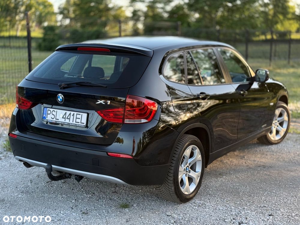 BMW X1 sDrive18d - 13