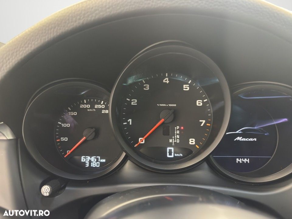 Porsche Macan Standard - 14