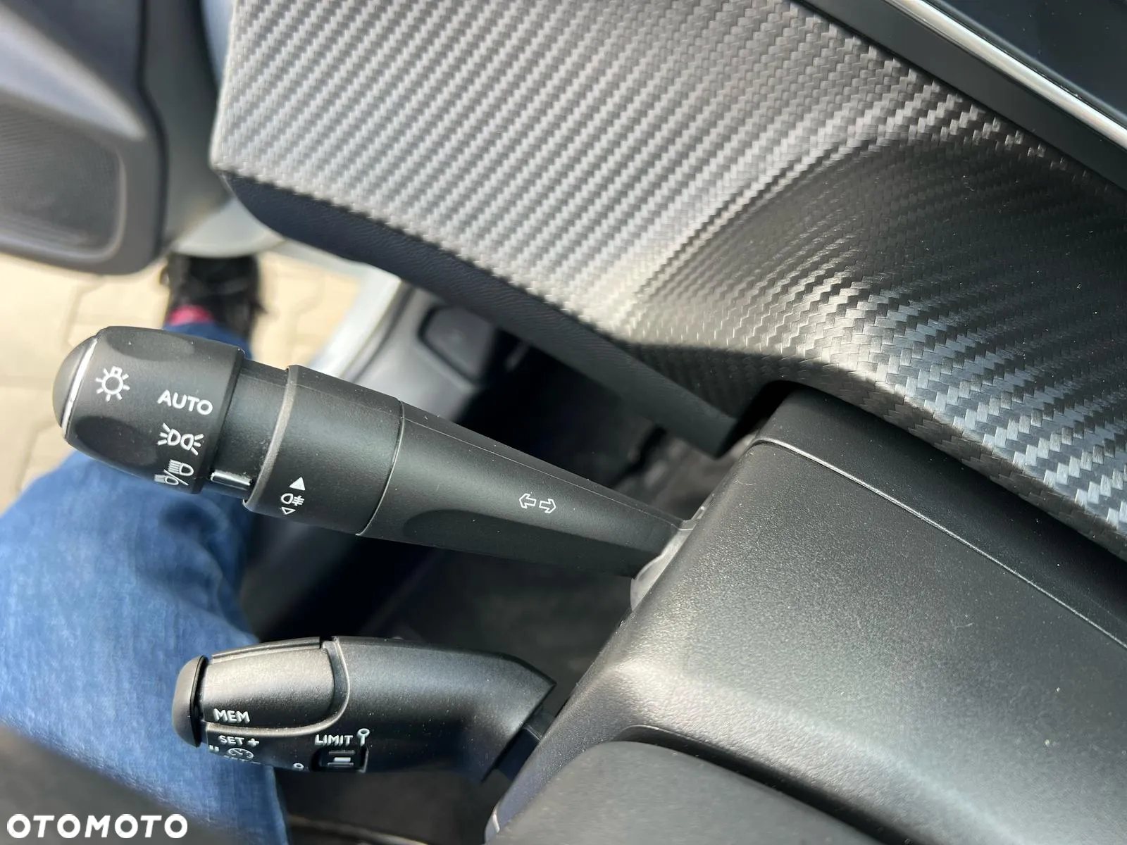 Peugeot 208 1.2 PureTech GT S&S - 19