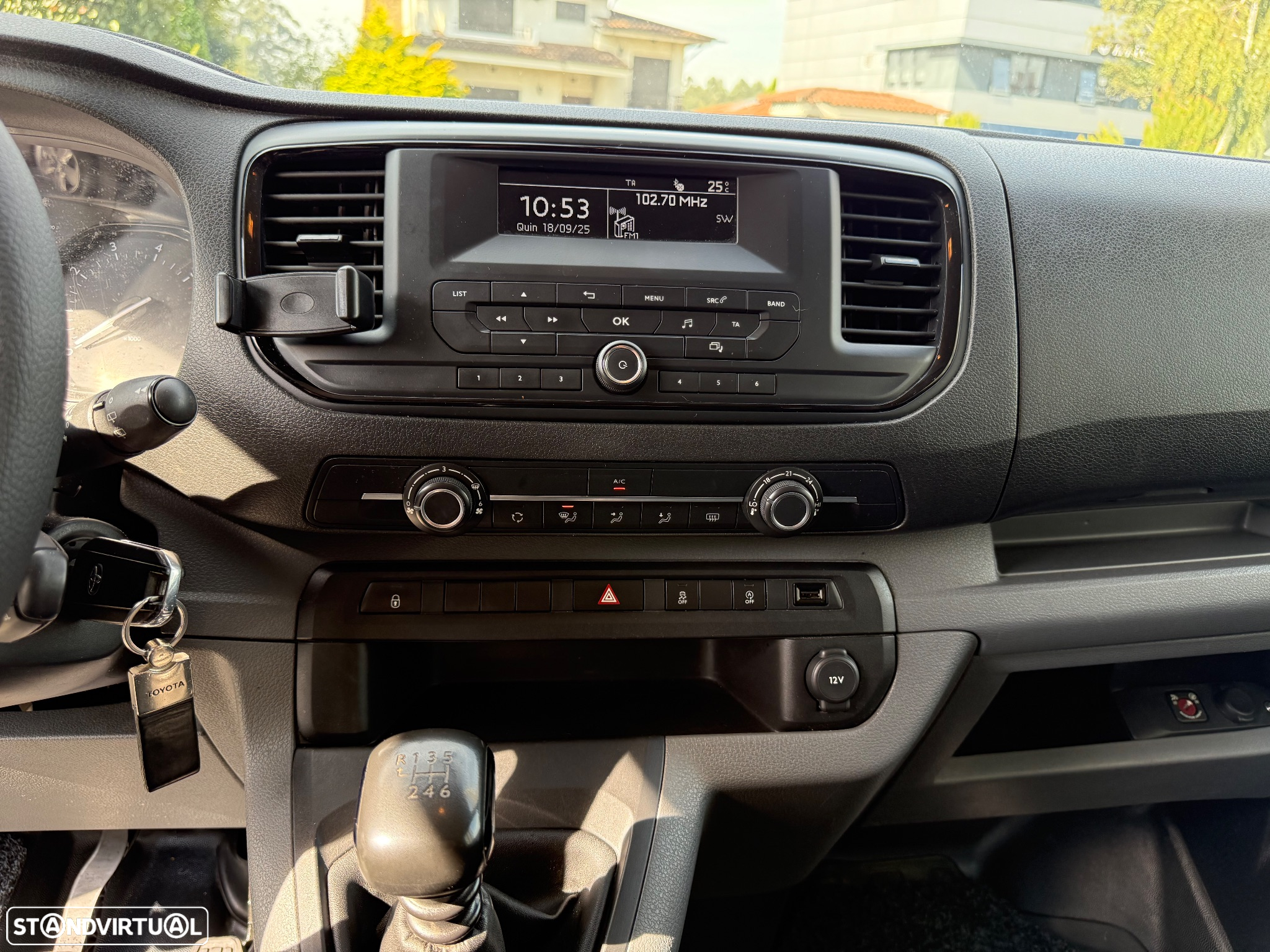 Toyota Proace 1.6 D-4D L1 6L - 36