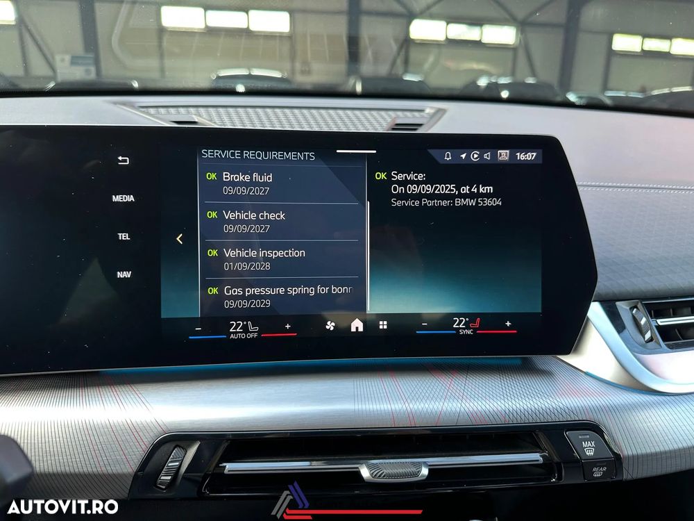 BMW iX2 eDrive20 - 25