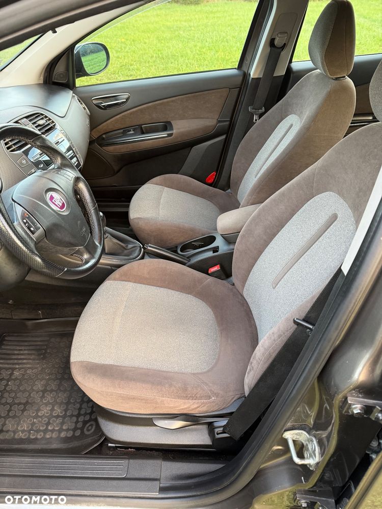 Fiat Bravo 1.9 Multijet Emotion - 12