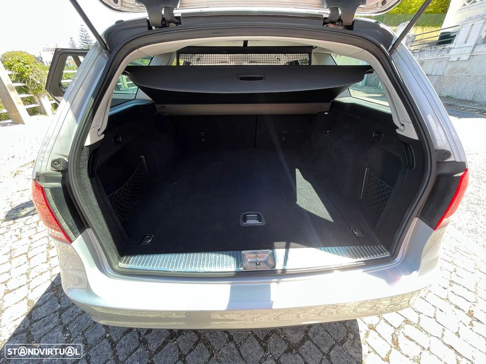 Mercedes-Benz E 300 Bluetec Hybrid Elegance - 11