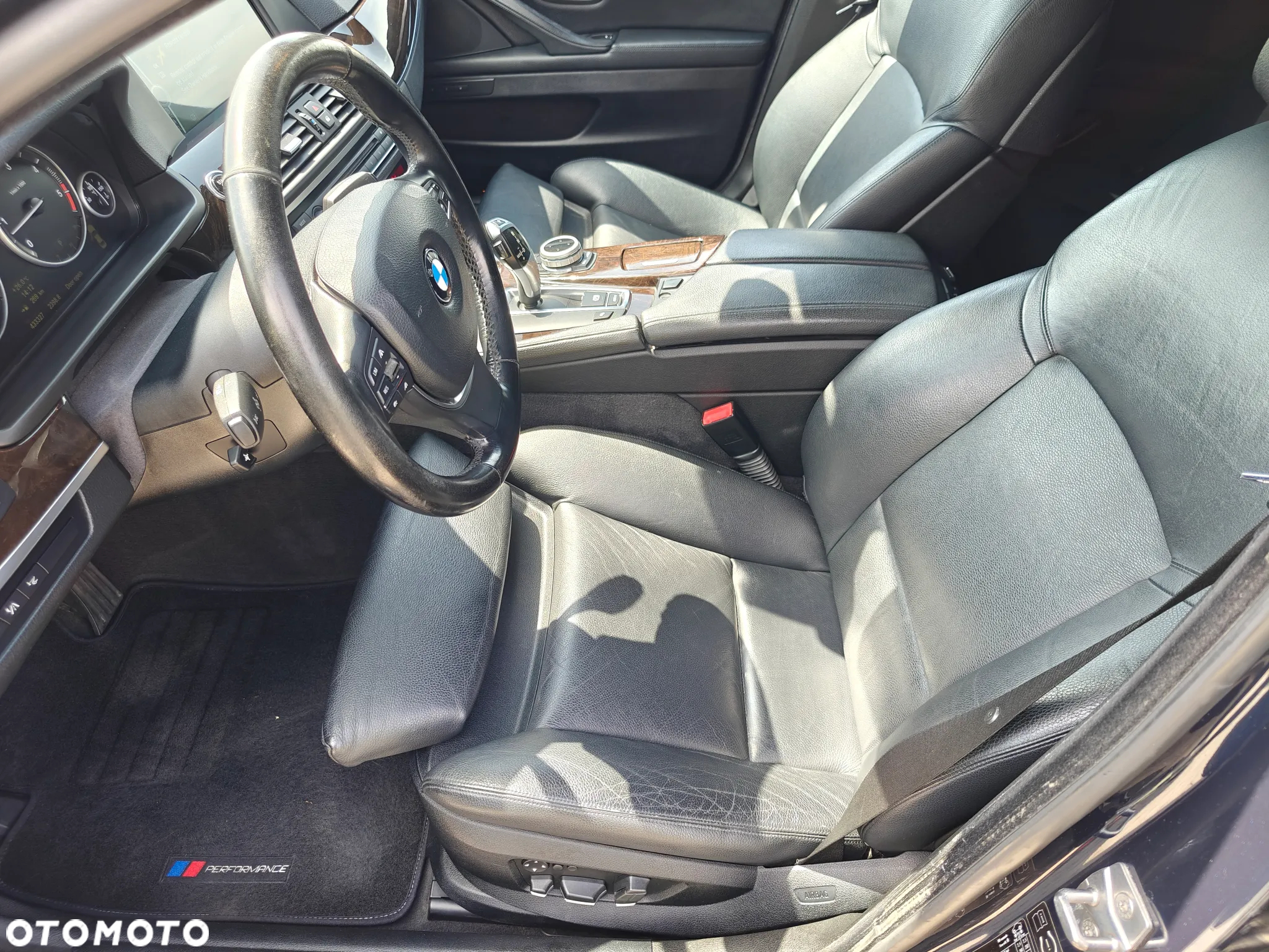 BMW Seria 5 - 12