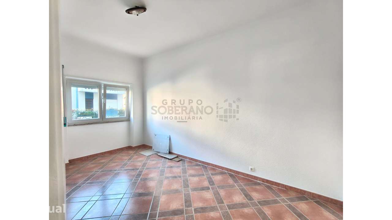 Apartamento T4 em Amora - Grande imagem: 3/17