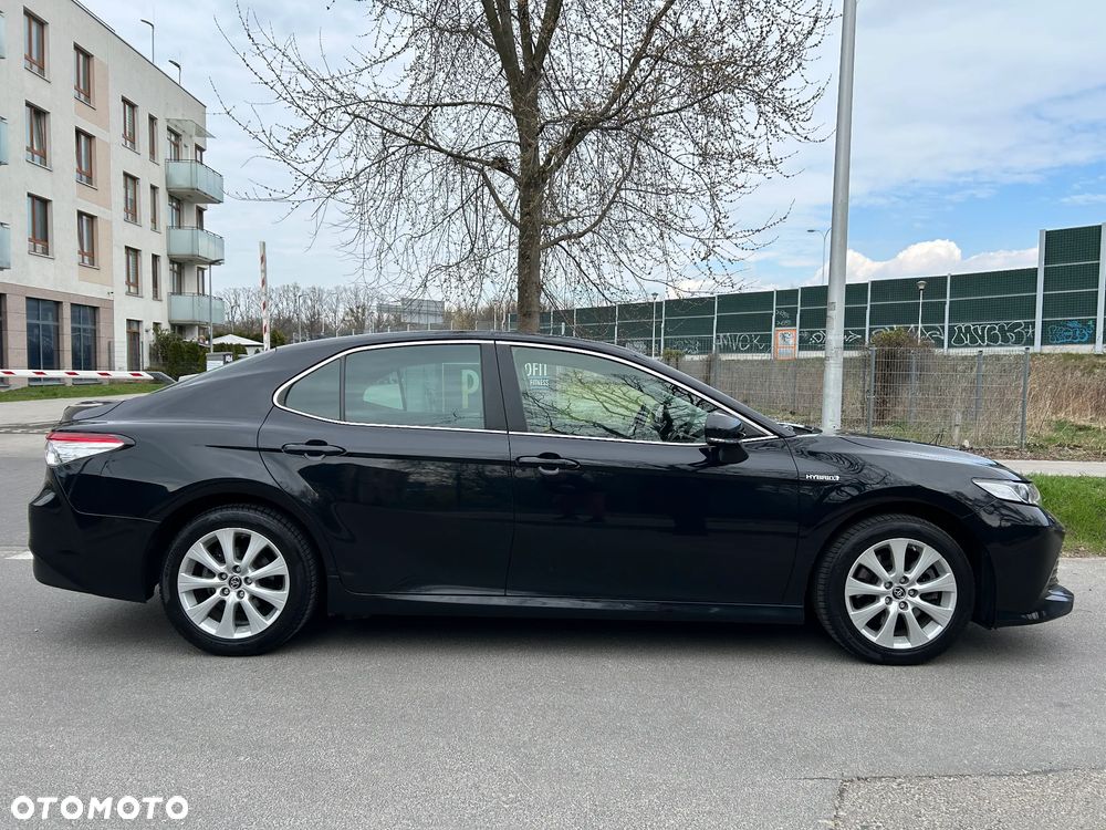 Toyota Camry 2.5 Hybrid Comfort CVT - 37