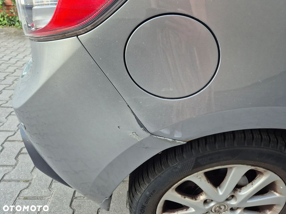 Mazda 3 1.6 CD Exclusive + - 9