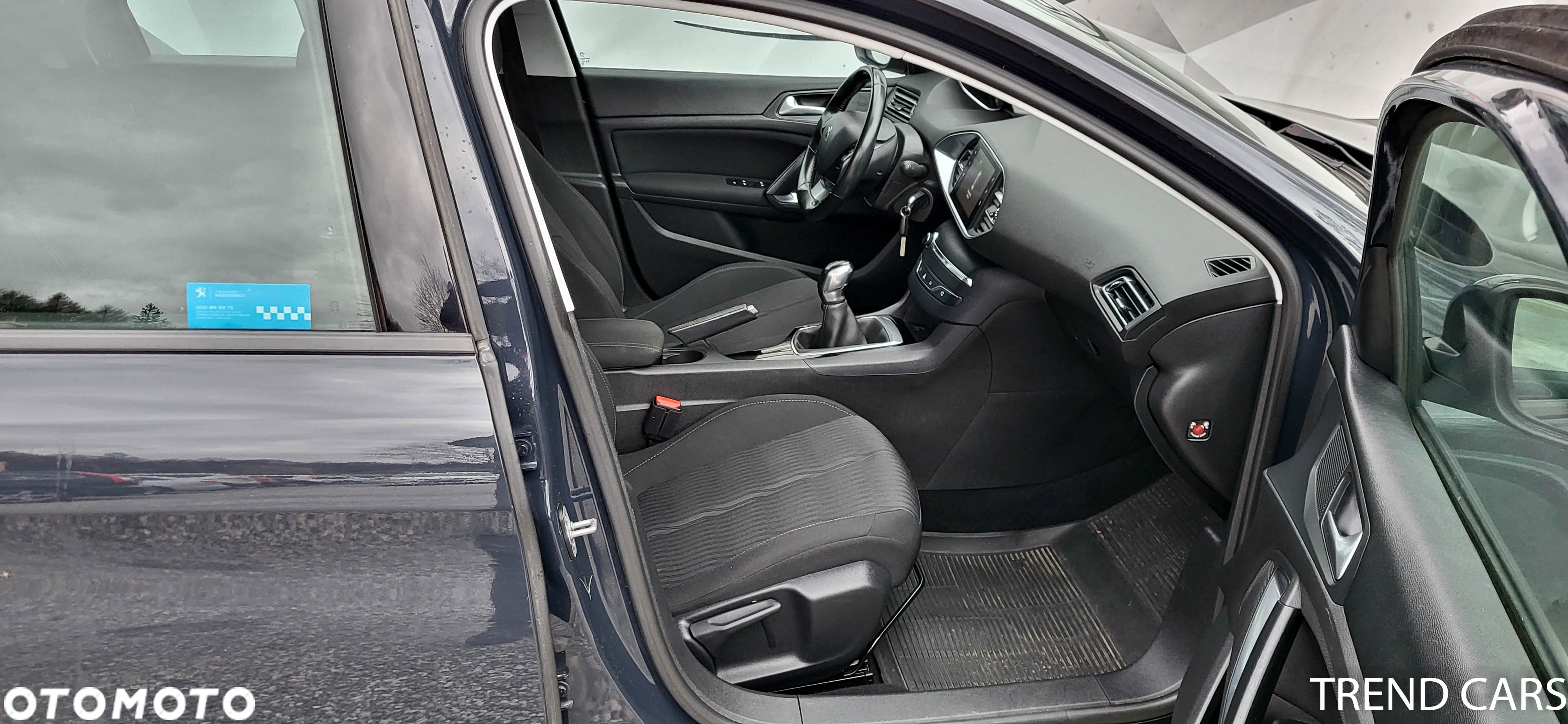 Peugeot 308 1.2 PureTech Allure S&S - 20