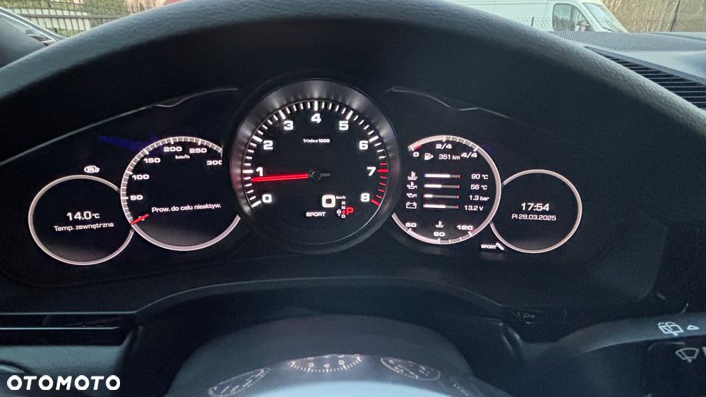 Porsche Cayenne S Platinum Edition - 32