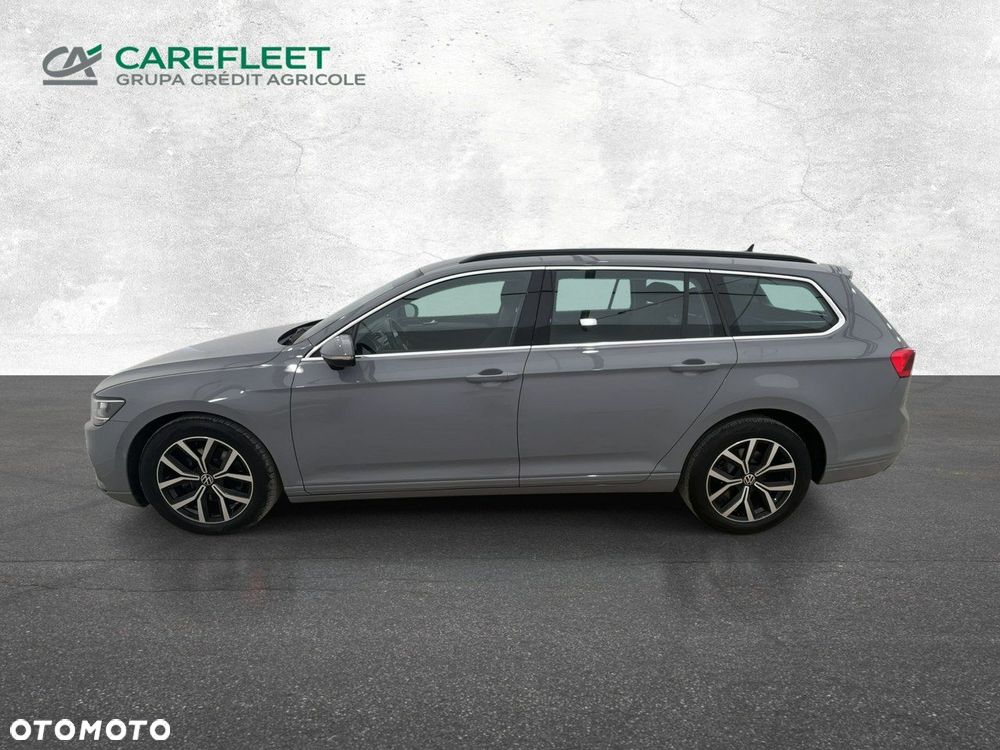 Volkswagen Passat - 8
