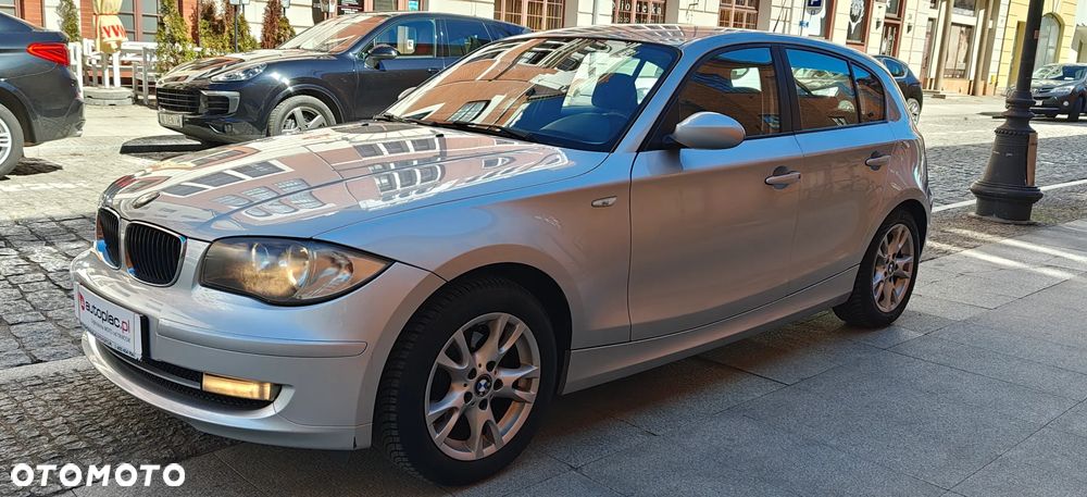 BMW Seria 1 - 2