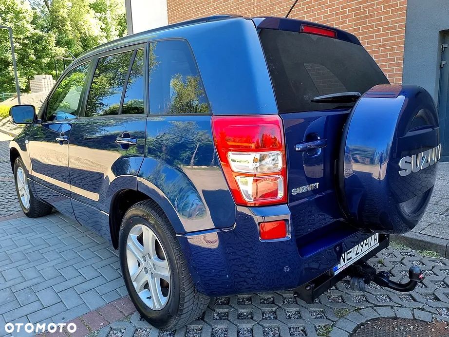 Suzuki Grand Vitara 2.0 Comfort + - 4