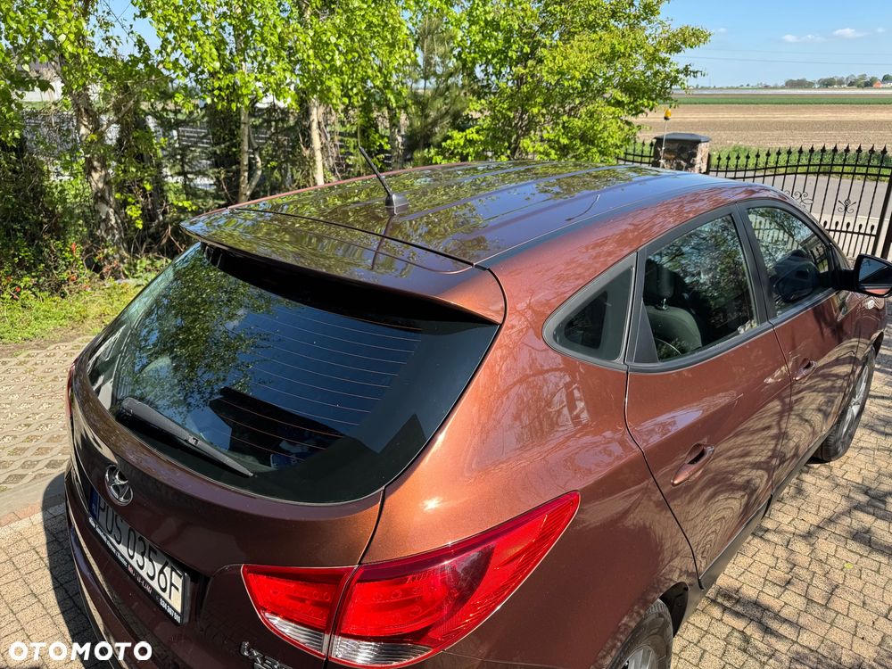 Hyundai ix35 1.7 CRDi 2WD Fifa World Cup Edition - 9