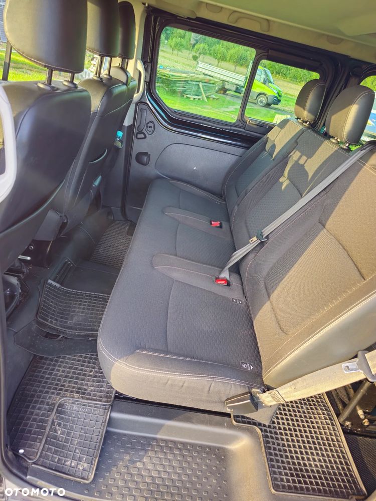 Opel Vivaro - 15