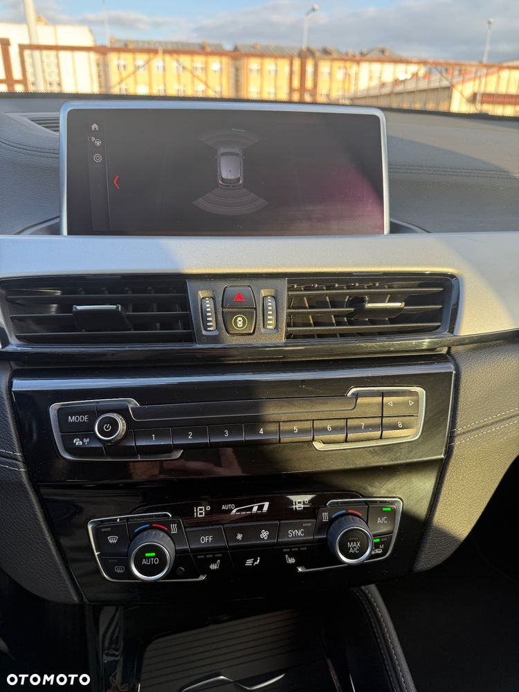 BMW X2 sDrive18d Advantage Plus - 9