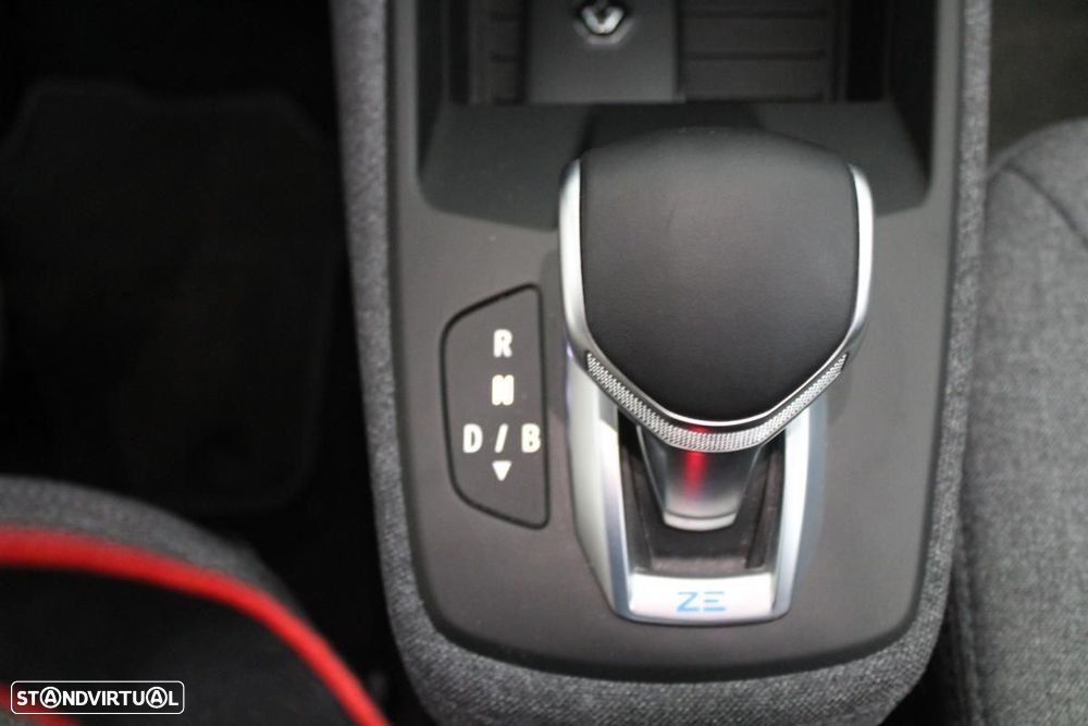 Renault Zoe (c/ Bateria) EV50 110hp Evolution - 23