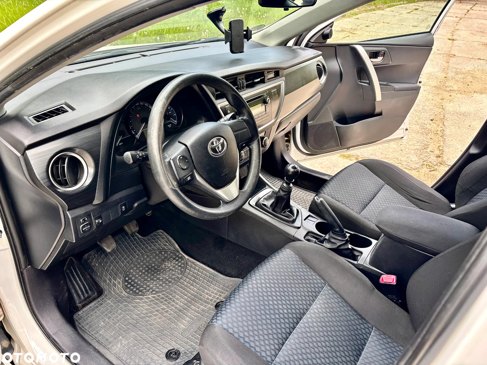 Toyota Auris 1.4 D-4D Active - 8