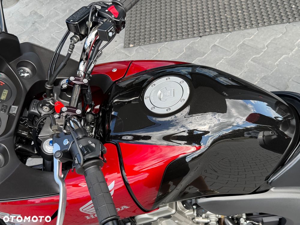 Honda CBF - 23