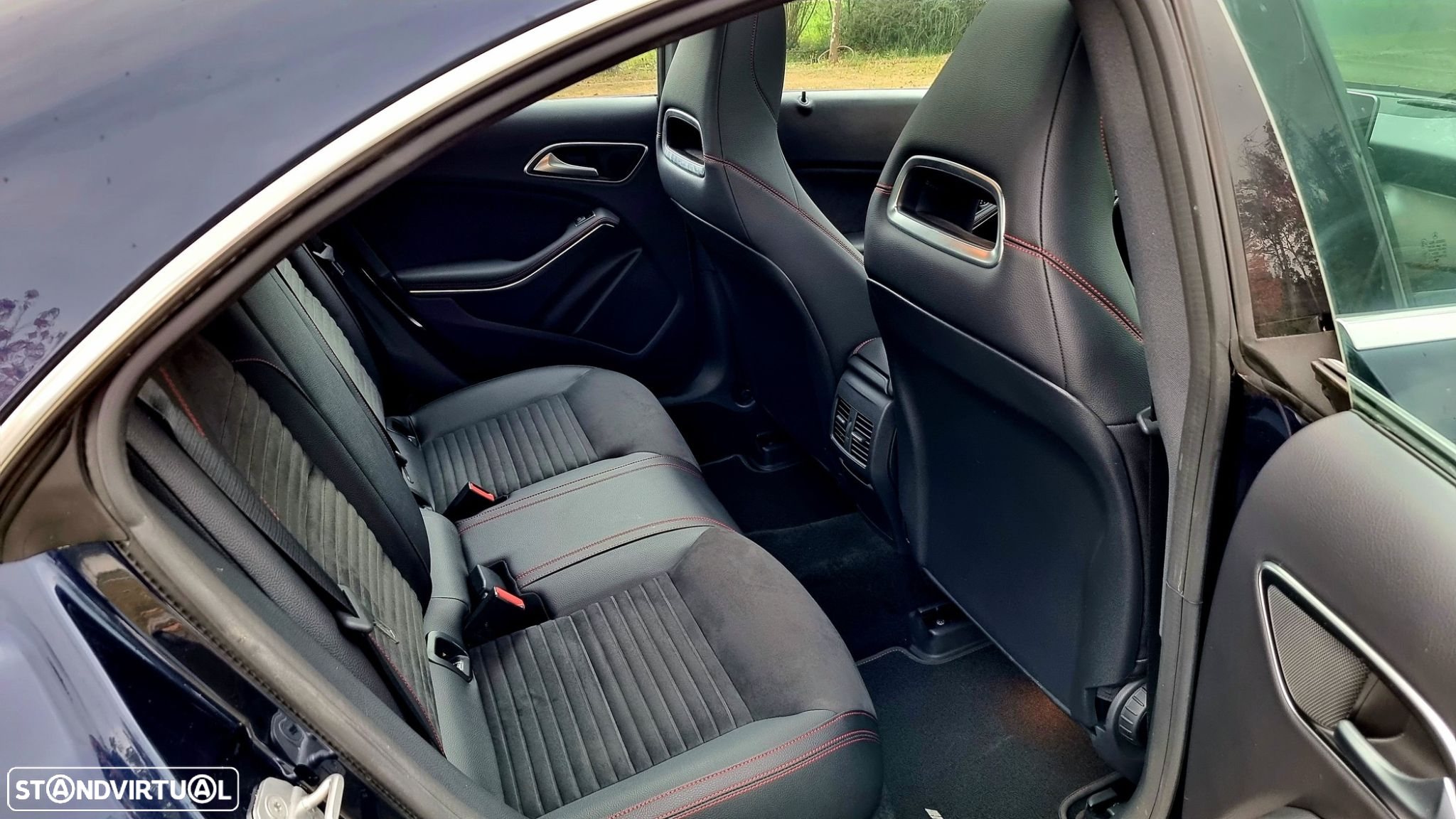 Mercedes-Benz CLA 180 d AMG Line - 13