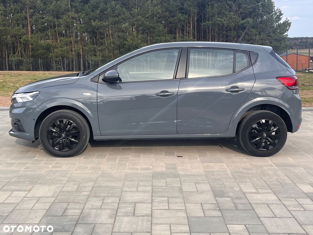 Dacia Sandero TCe 90 Essential - 8