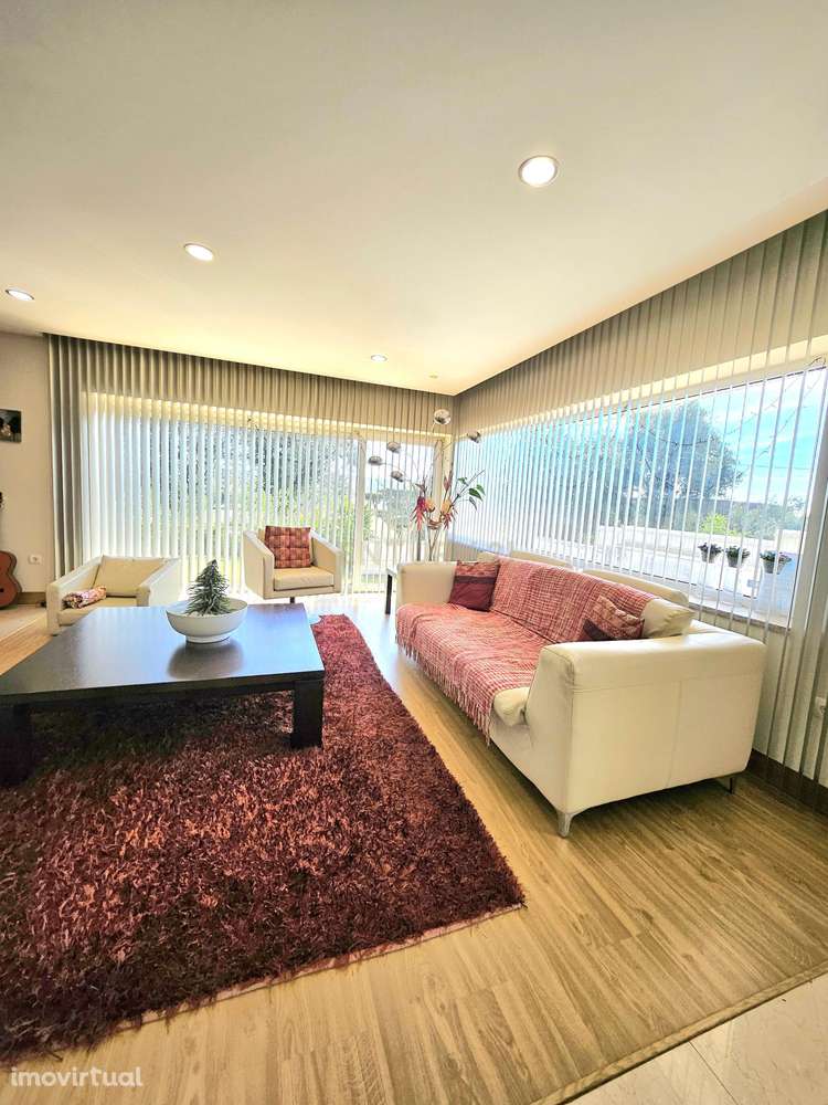 Moradia T4 em Águeda com , Garagem, jardim,quintal e uma excelente exp - Grande imagem: 3/49