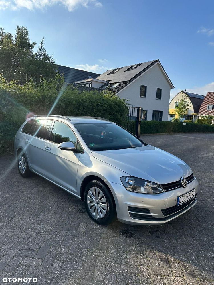 Volkswagen Golf 1.6 TDI BMT Comfortline - 8