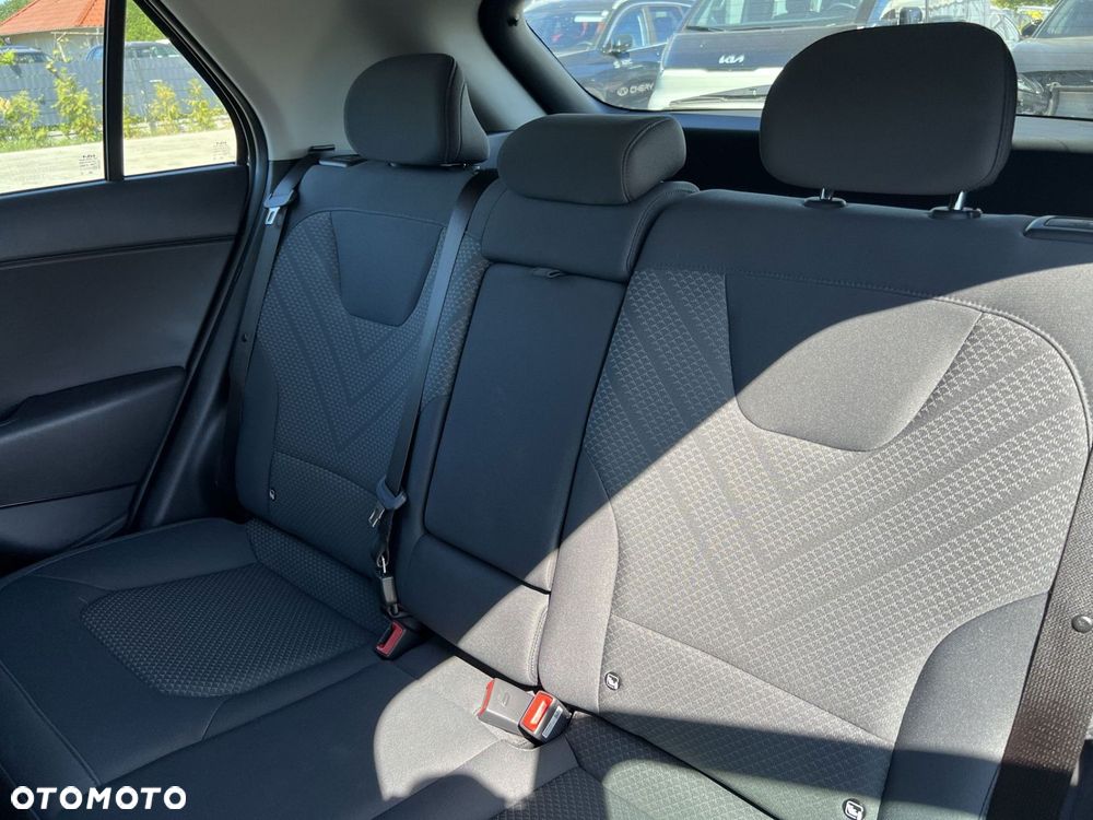 Kia Niro 1.6 GDI Hybrid M - 14