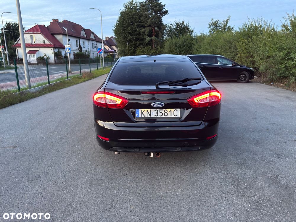 Ford Mondeo 2.0 TDCi Ghia - 9