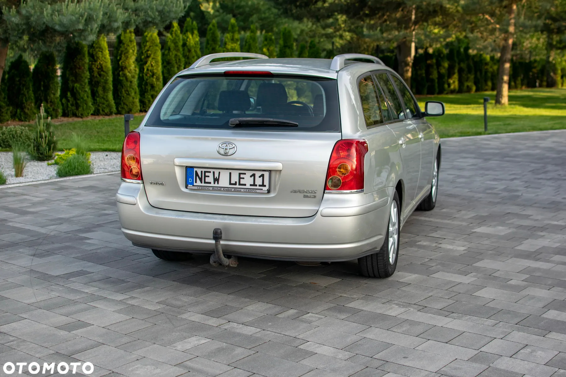 Toyota Avensis - 26