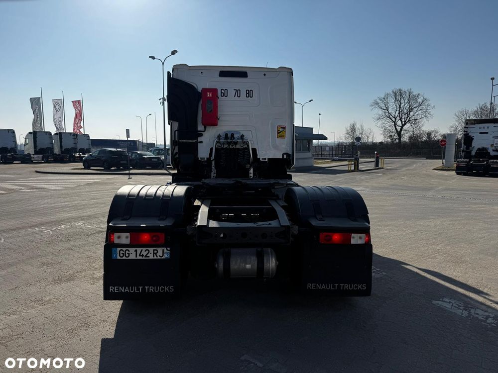Renault T480 ADR - 5
