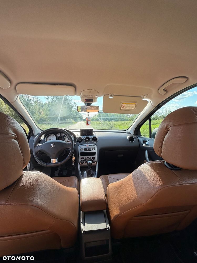 Peugeot 308 - 13