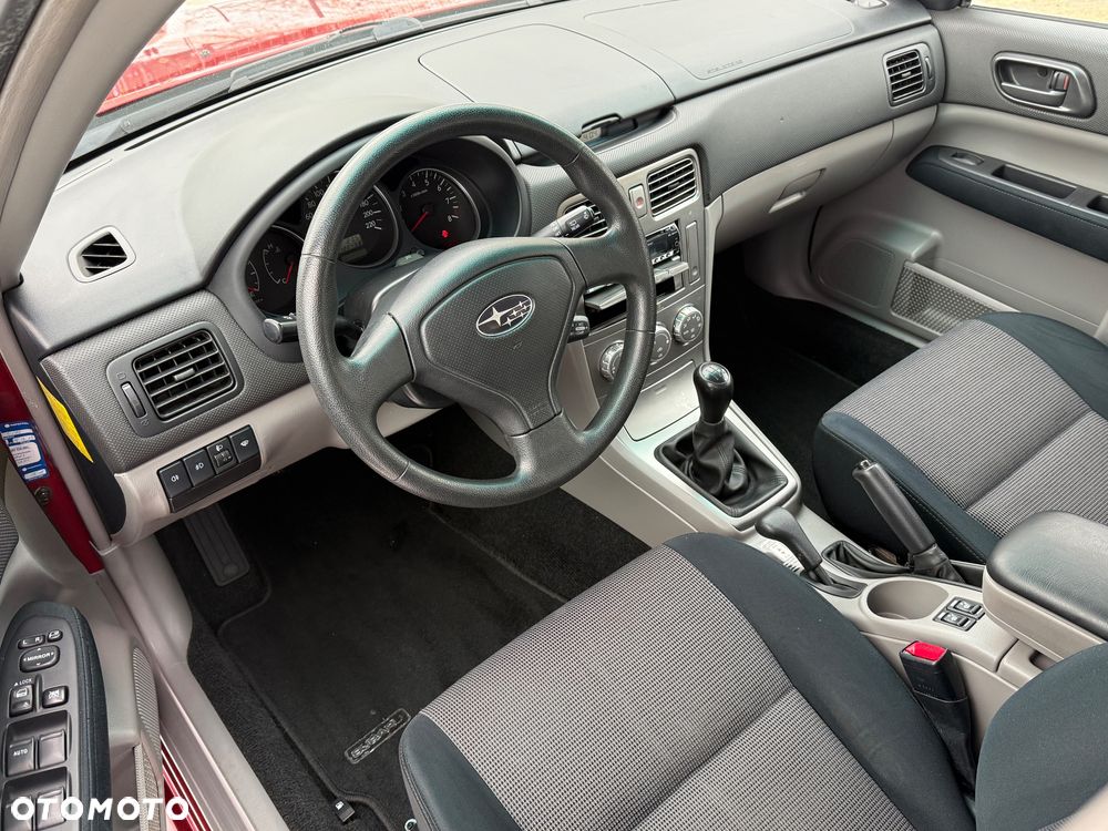 Subaru Forester 2.0X Plus - 10