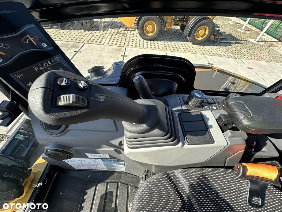 Caterpillar 302.7 CR - 32