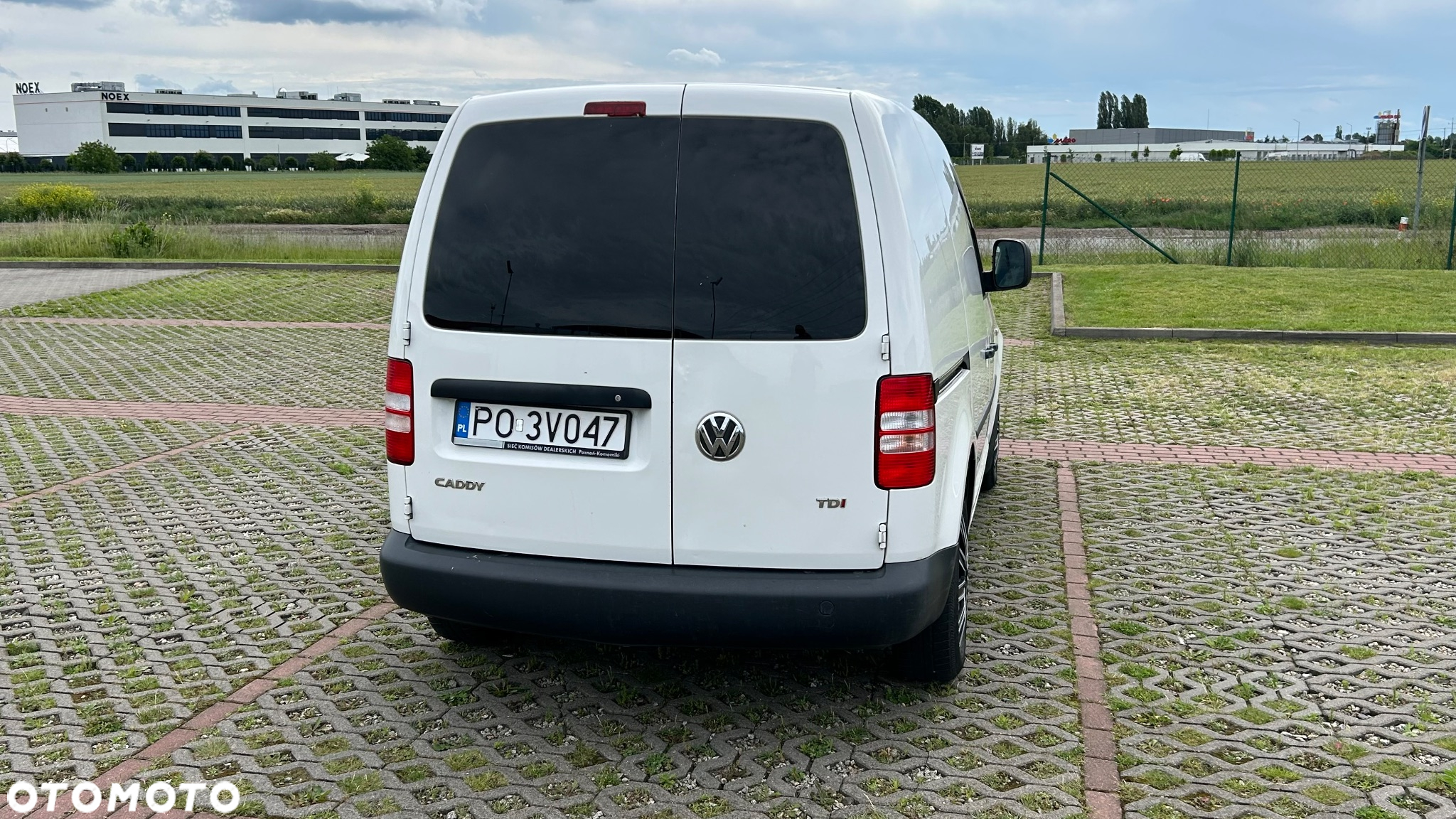 Volkswagen CADDY - 12