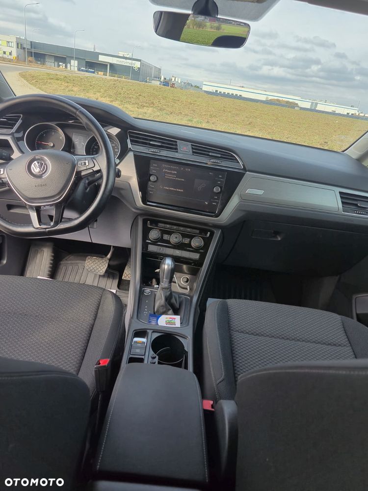 Volkswagen Touran 2.0 TDI SCR (BlueMotion Technology) DSG Comfortline - 23