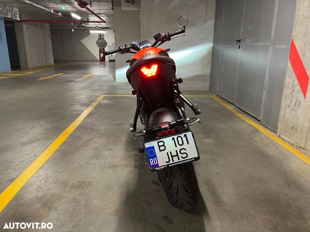 Triumph Trident 660 - 5