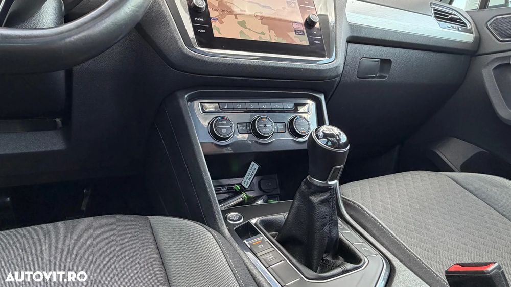 Volkswagen Tiguan 2.0 TDI SCR (BlueMotion Technology) Comfortline - 12