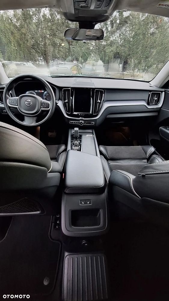 Volvo XC 60 - 8