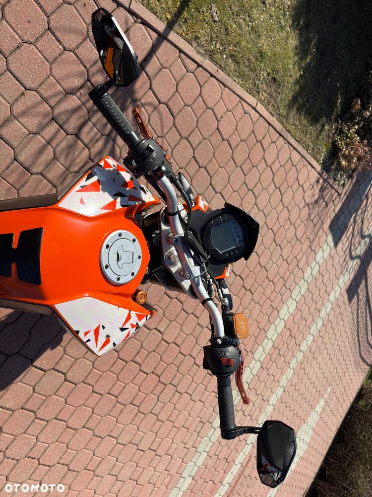 KTM Duke - 4