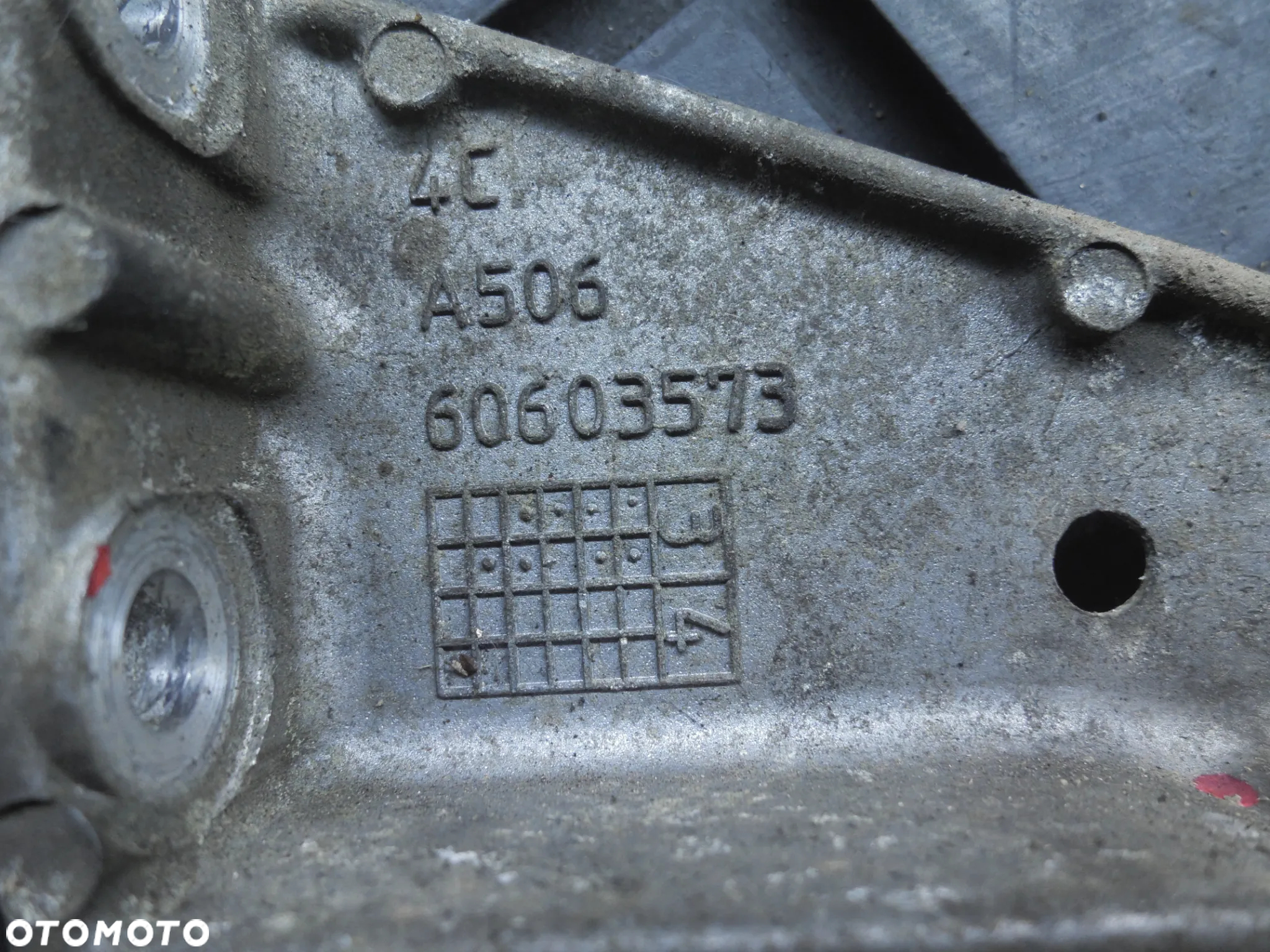 ŁAPA PODSTAWA ALTERNATORA ALFA ROMEO 156 1.9 JTD 60603573 - 2