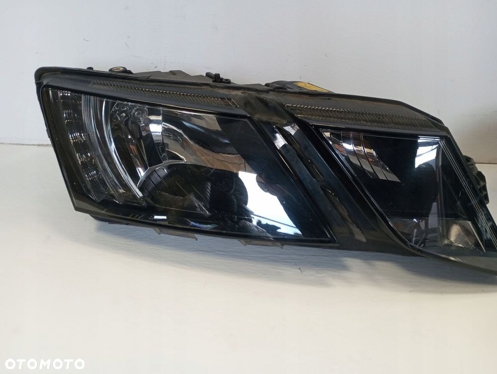 Lampa Skoda Octavia 5E0 LIFT 5E1941015C LEWA 5E1941016C PRAWA - 3